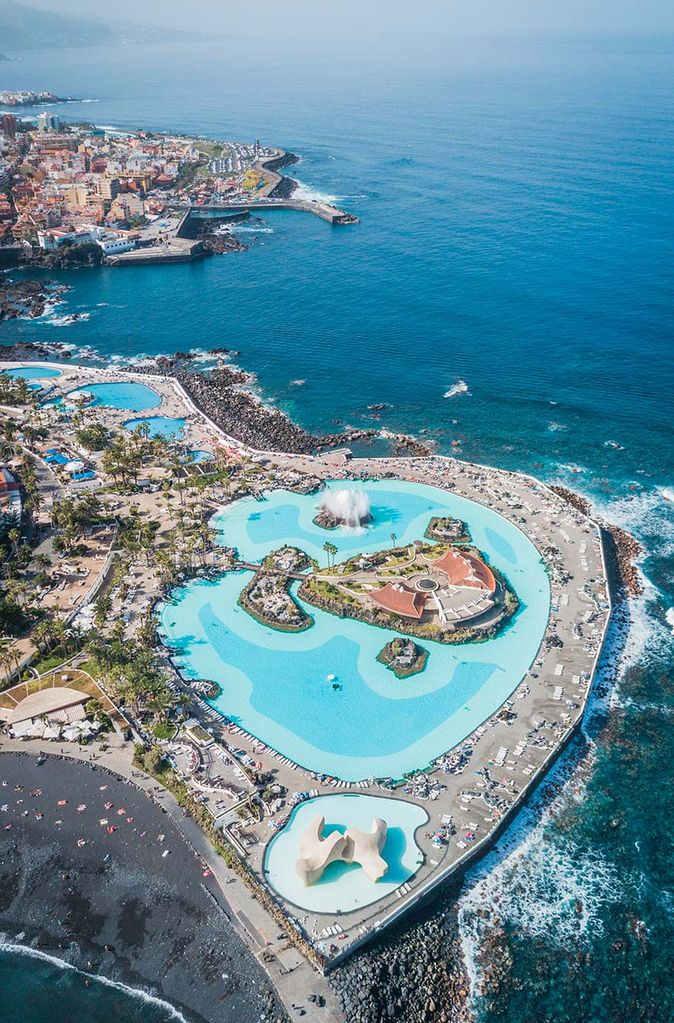 Seaside swimming pools and waterfront representing Costa Martiánez