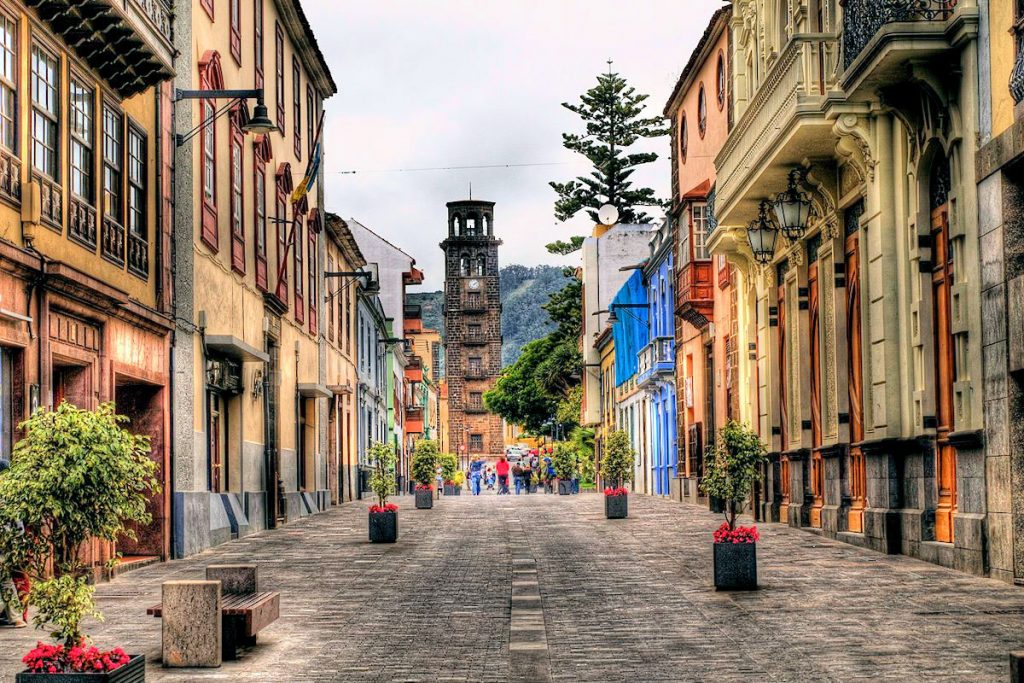 Historic architecture representing Tenerife's old towns